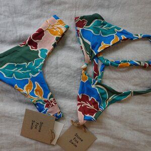 Stone Fox Swim Bikini in Fiesta Floral, XS Top, S Bottom